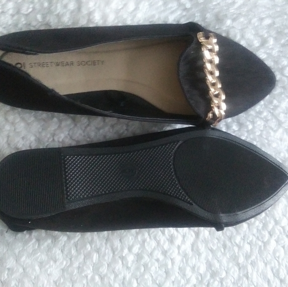 Black with breaded gold shoes from sirens - Picture 3 of 4